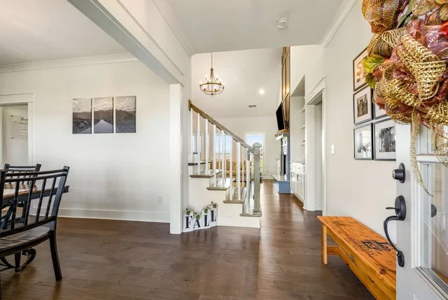 a view of livingroom with furniture and wooden floor