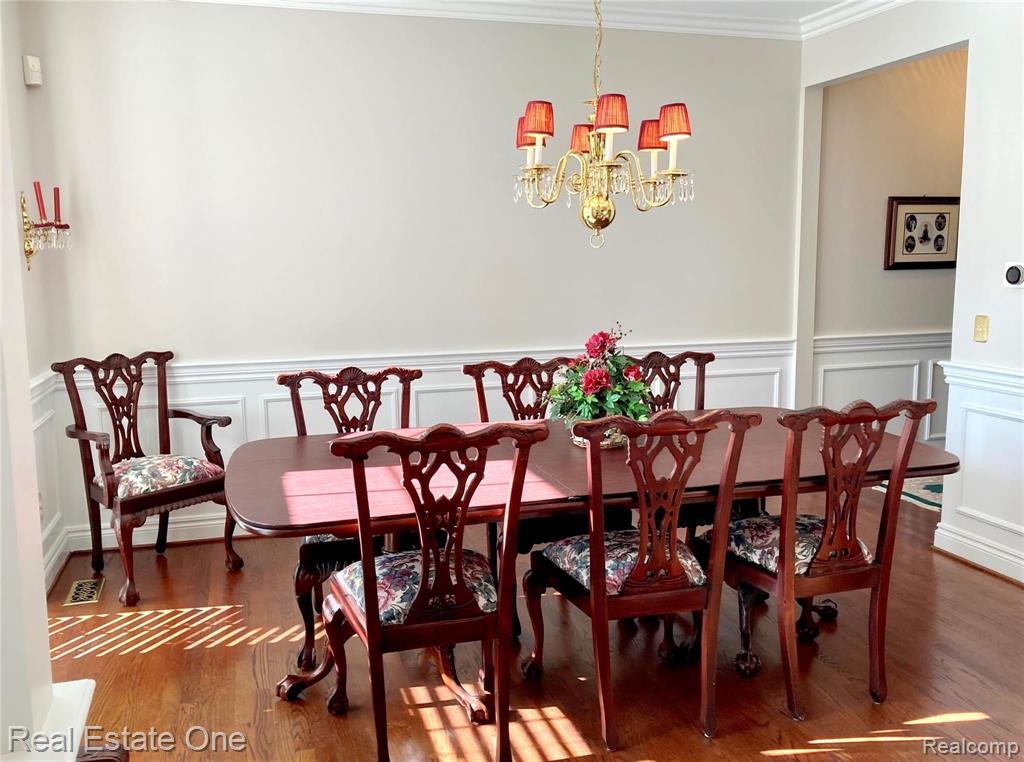 2014 Mapleridge Road Rochester Hills, MI 48309 - Photo 23 of 53