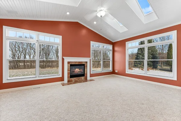 $595,000 | 27018 Glynns Creek Court, Eldridge, IA 52748
