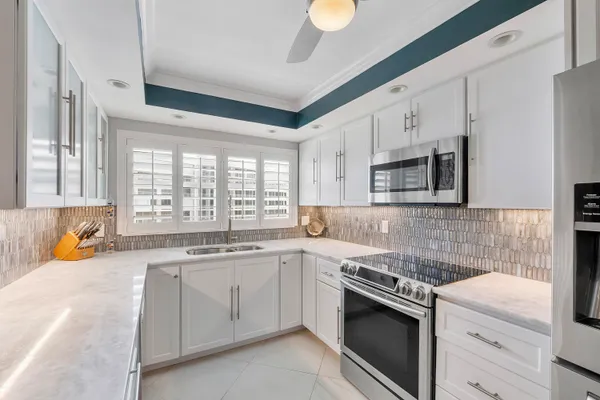 $635,000 | 3212 South Ocean Boulevard, Unit 606A, Highland Beach, FL 33487