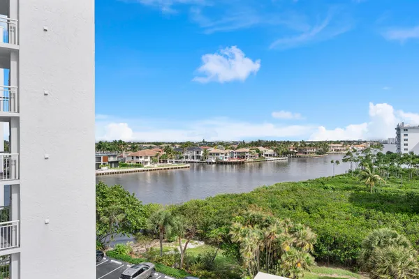 $635,000 | 3212 South Ocean Boulevard, Unit 606A, Highland Beach, FL 33487