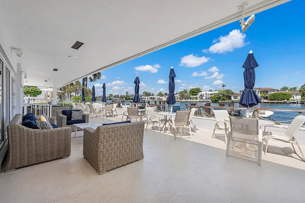 $635,000 | 3212 South Ocean Boulevard, Unit 606A, Highland Beach, FL 33487