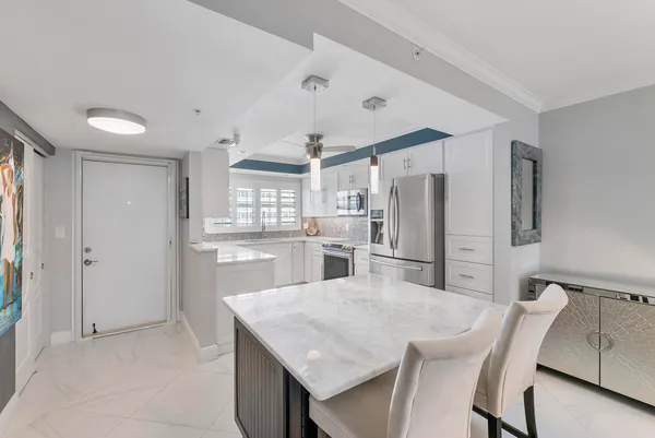 $635,000 | 3212 South Ocean Boulevard, Unit 606A, Highland Beach, FL 33487