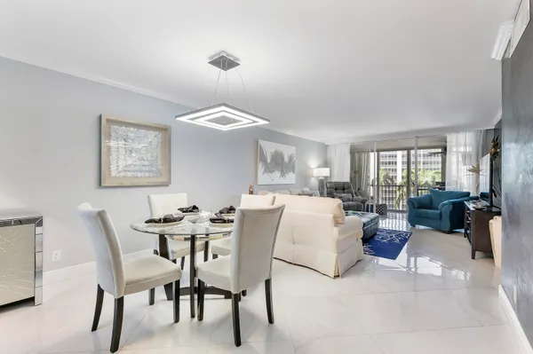 $635,000 | 3212 South Ocean Boulevard, Unit 606A, Highland Beach, FL 33487