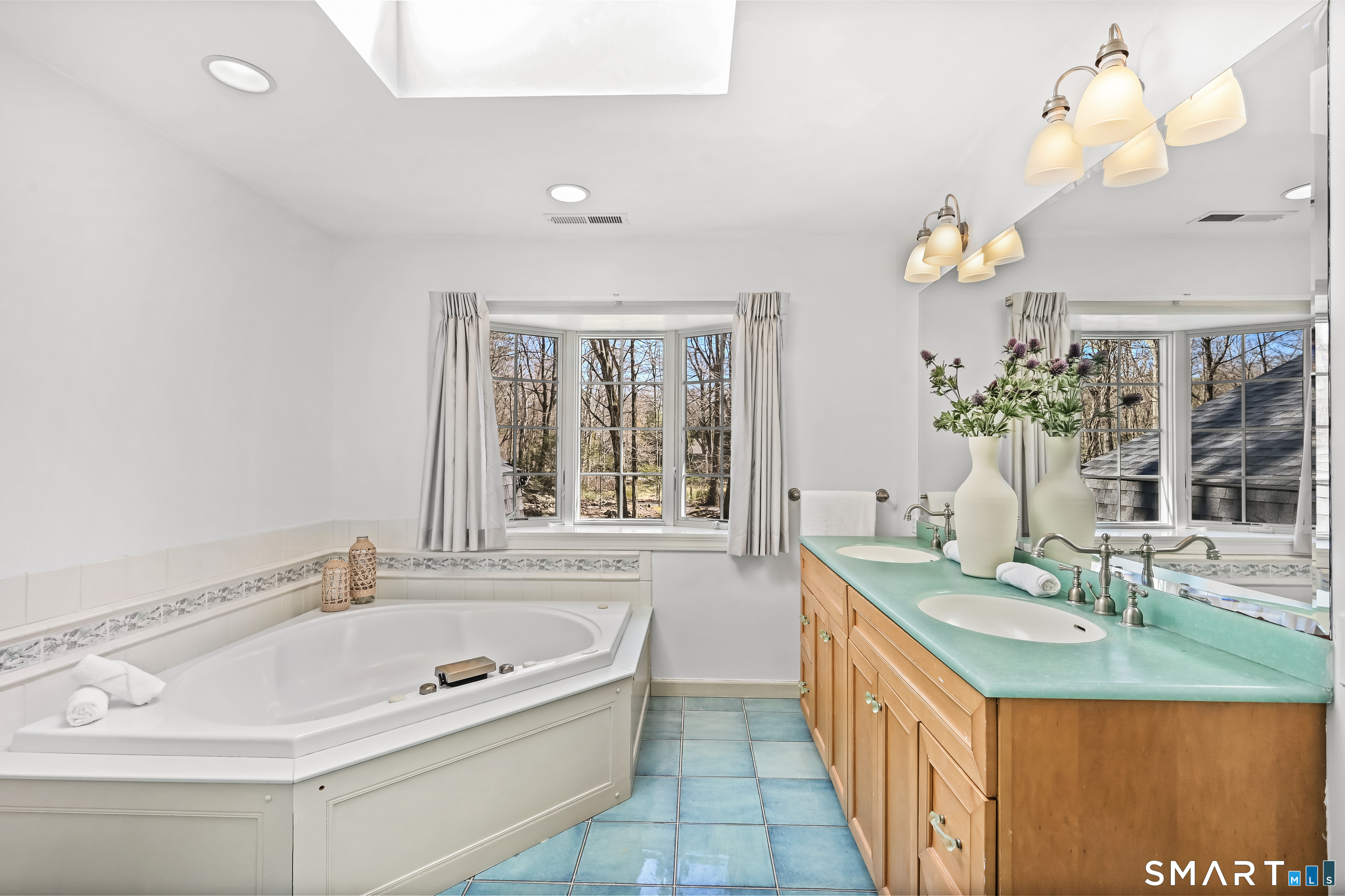 52 Partrick Road Westport, CT 06880 - Photo 27 of 40