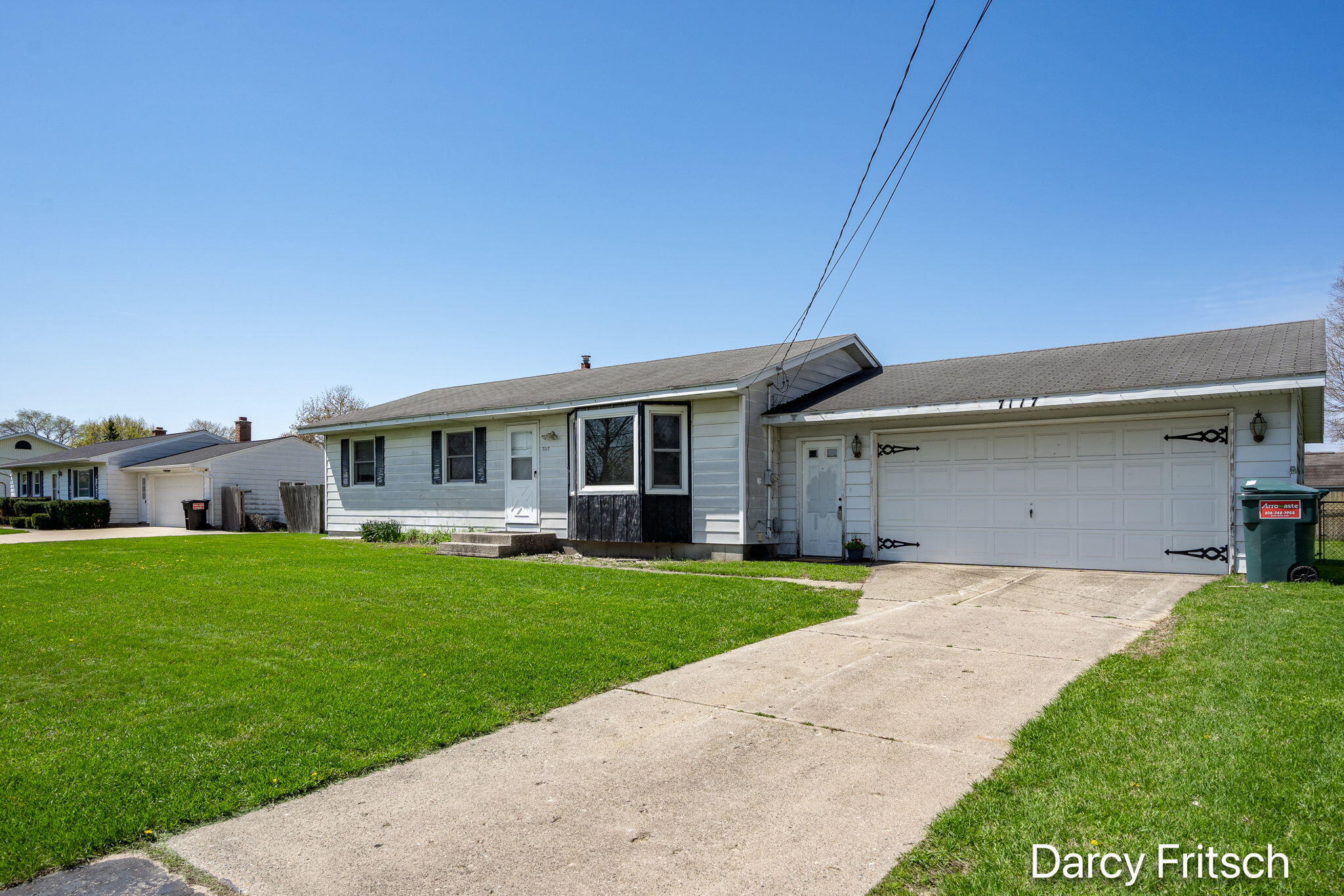 7117 Sunset Avenue Jenison, MI 49428 - Photo 3 of 29 3-web-or-mls-7117 Sunset Ave-3