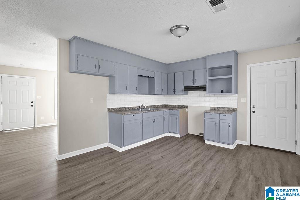 513 22nd Street Southwest Birmingham, AL 35211 - Photo 7 of 13
