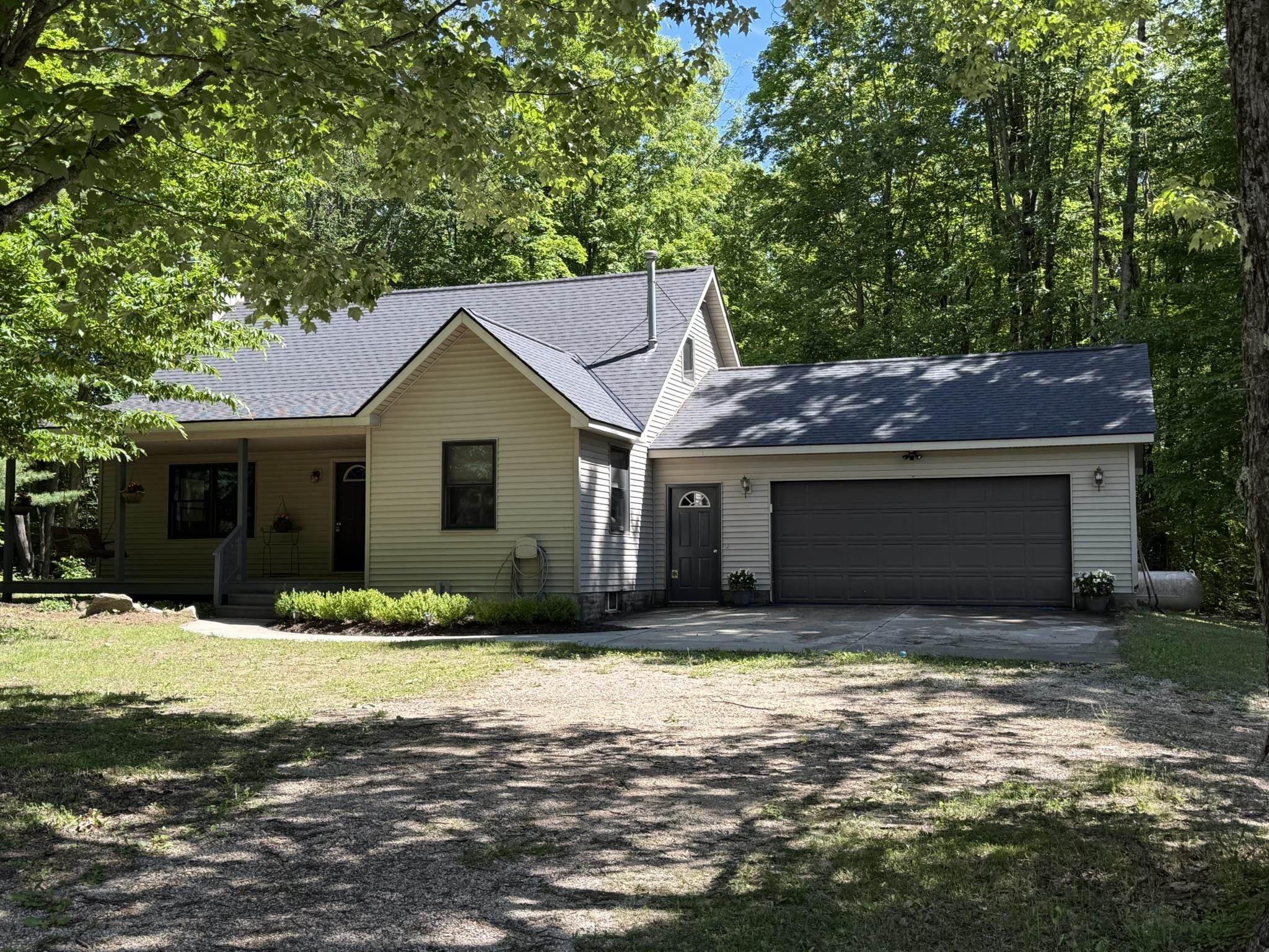 2560 South 25 Road Boon, MI 49618 - Photo 2 of 84 1945685-4ef3ef32-7602-4d56-8e46-59f1aa74240d.JPG