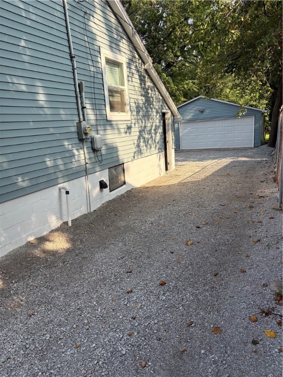 2324 East Division Street Decatur, IL 62526 - Photo 4 of 24