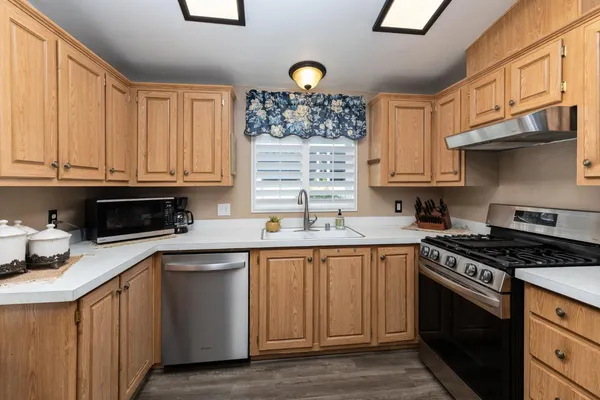 $189,000 | 8701 Highway 41, Unit 36, Fresno, CA 93720