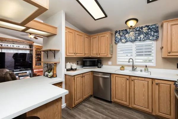 $199,900 | 8701 Highway 41, Unit 36, Fresno, CA 93720