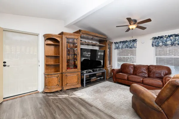 $189,000 | 8701 Highway 41, Unit 36, Fresno, CA 93720