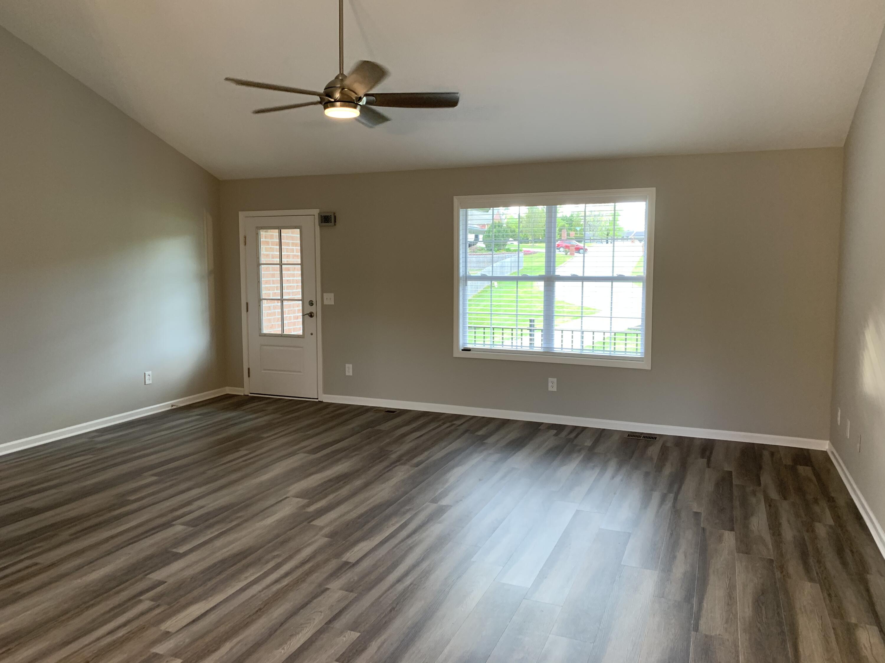 7425 Crown Road Knoxville, TN 37918 - Photo 6 of 18 IMG_5229