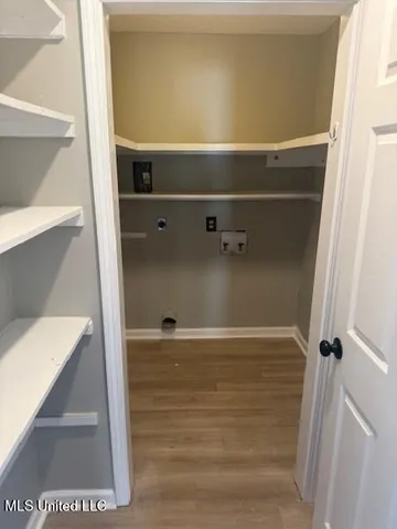 $255,000 | 538 South Deerfield Drive, Canton, MS 39046