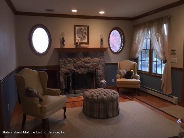 88 Highland Road Staten Island, NY 10308 - Photo 7 of 30 living room5