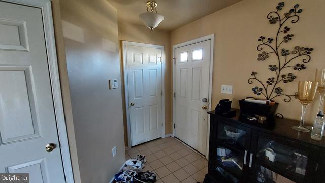 1501 Orchard View Road Reading, PA 19606 - Photo 7 of 23