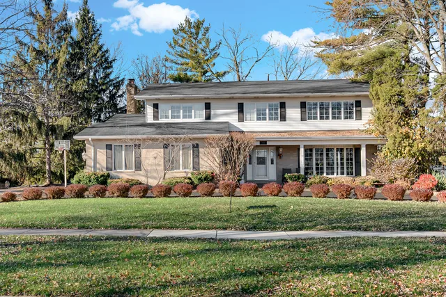 $399,900 | 1630 Tina Lane, Flossmoor, IL 60422