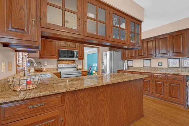 $399,900 | 1630 Tina Lane, Flossmoor, IL 60422