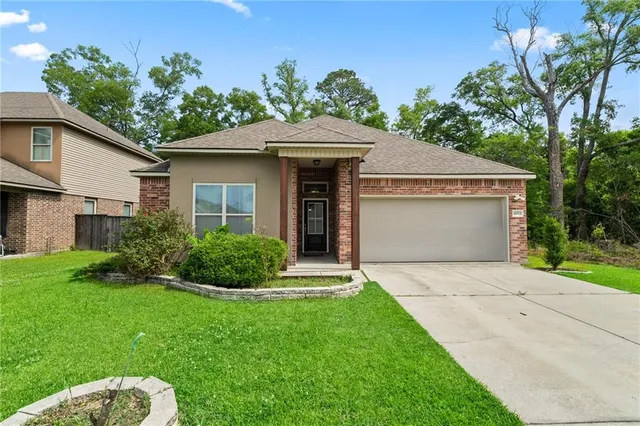 $274,000 | 16973 River Park Drive, Covington, LA 70435