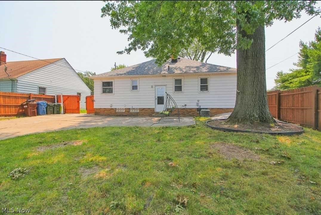 11002 Snow Road Parma, OH 44130 - Photo 24 of 24