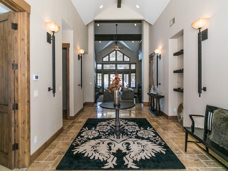 11042 Henness Road Truckee, CA 96161 - Photo 2 of 14