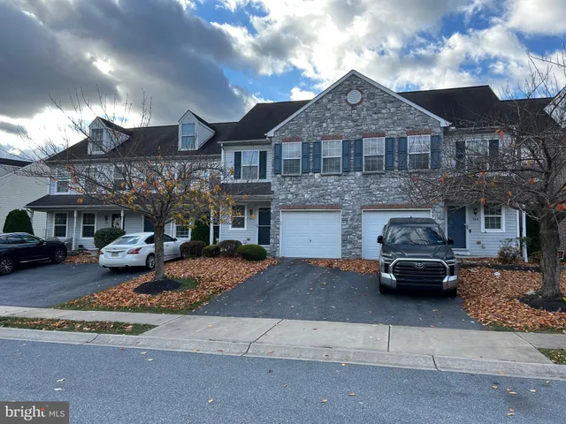 $269,900 | 270 Buckley Drive, Harrisburg, PA 17112