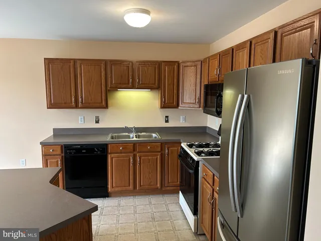 $269,900 | 270 Buckley Drive, Harrisburg, PA 17112