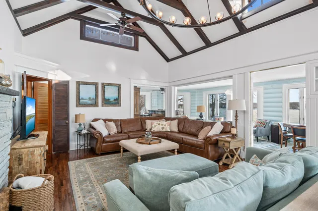 $2,250,000 | 2304 North Shore Drive, Delavan, WI 53115