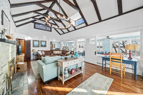 $2,250,000 | 2304 North Shore Drive, Delavan, WI 53115