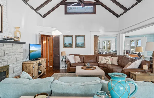 $2,250,000 | 2304 North Shore Drive, Delavan, WI 53115