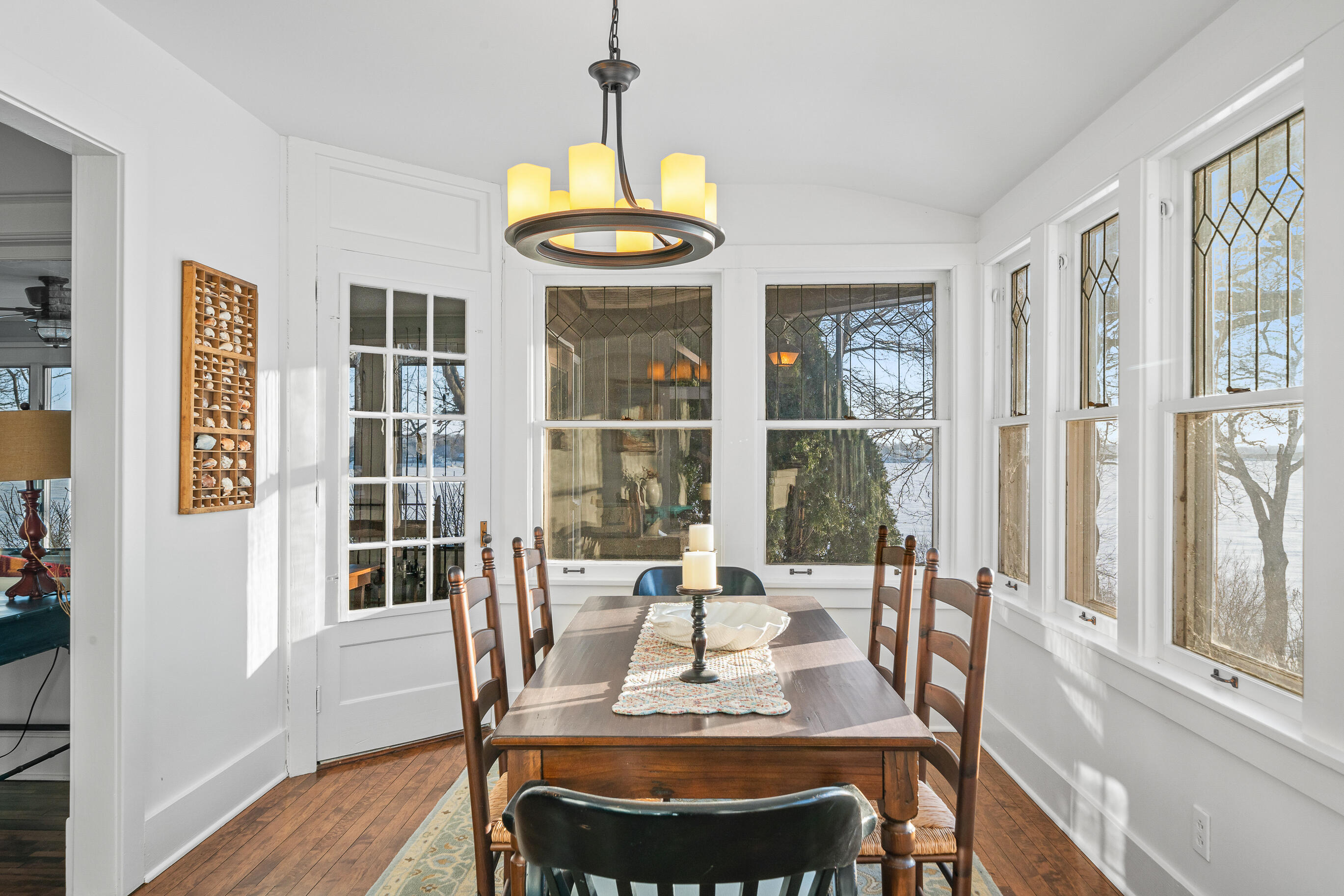 2304 North Shore Drive Delavan, WI 53115 - Photo 34 of 101 Dining Room