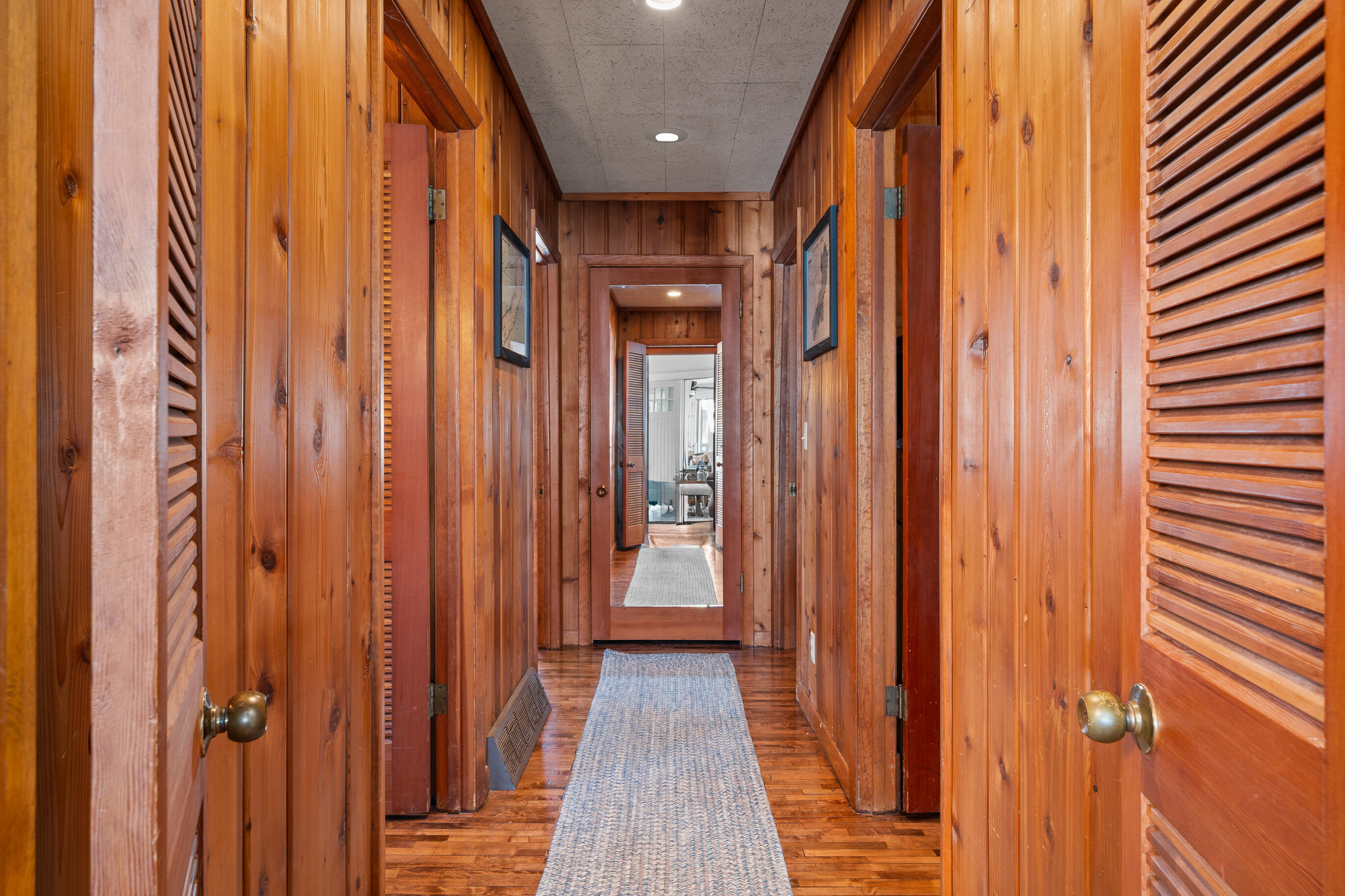 2304 North Shore Drive Delavan, WI 53115 - Photo 46 of 101 Hallway to Bedrooms