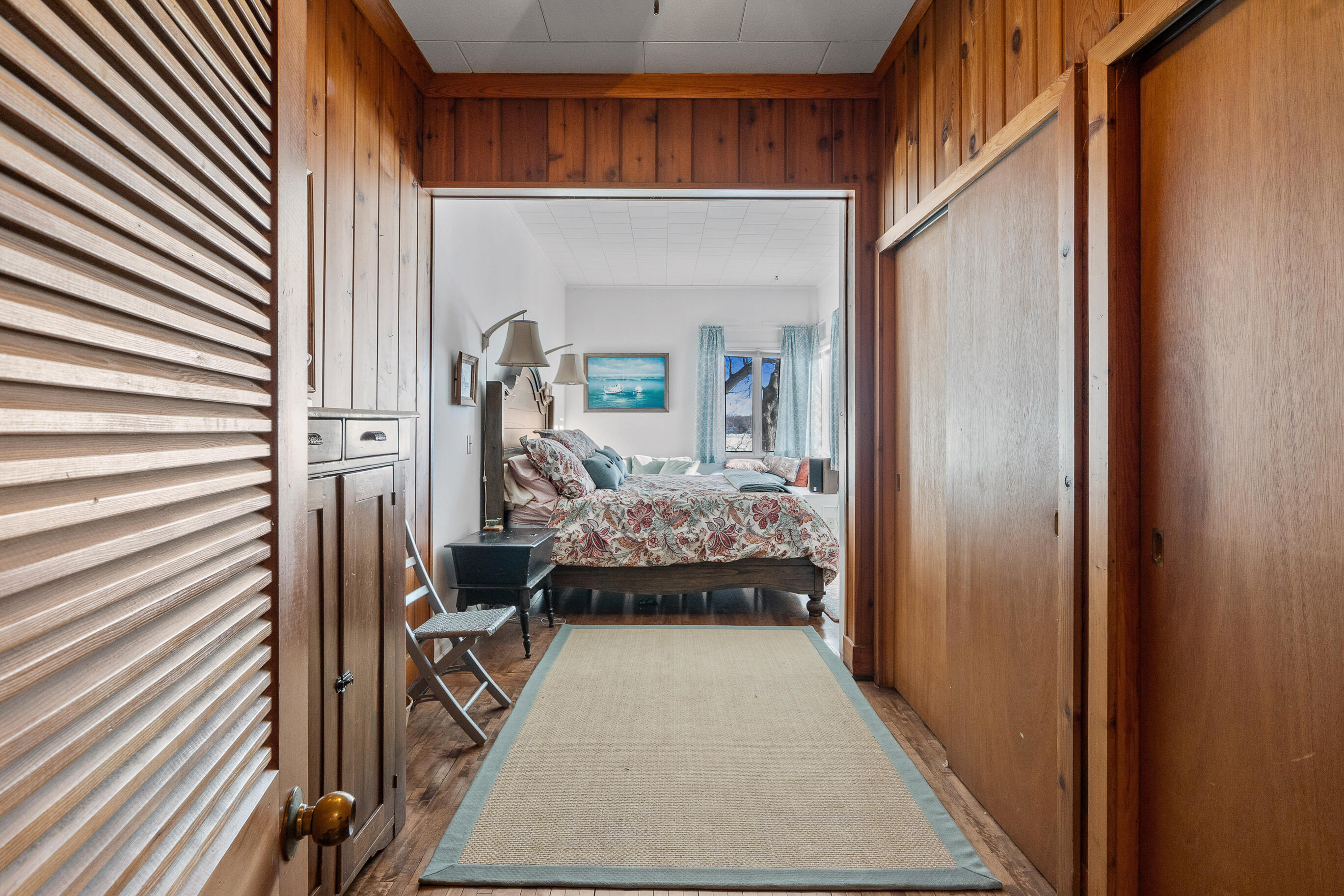 2304 North Shore Drive Delavan, WI 53115 - Photo 47 of 101 Entry to Primary Bedroom