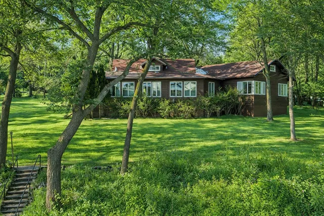 $2,250,000 | 2304 North Shore Drive, Delavan, WI 53115