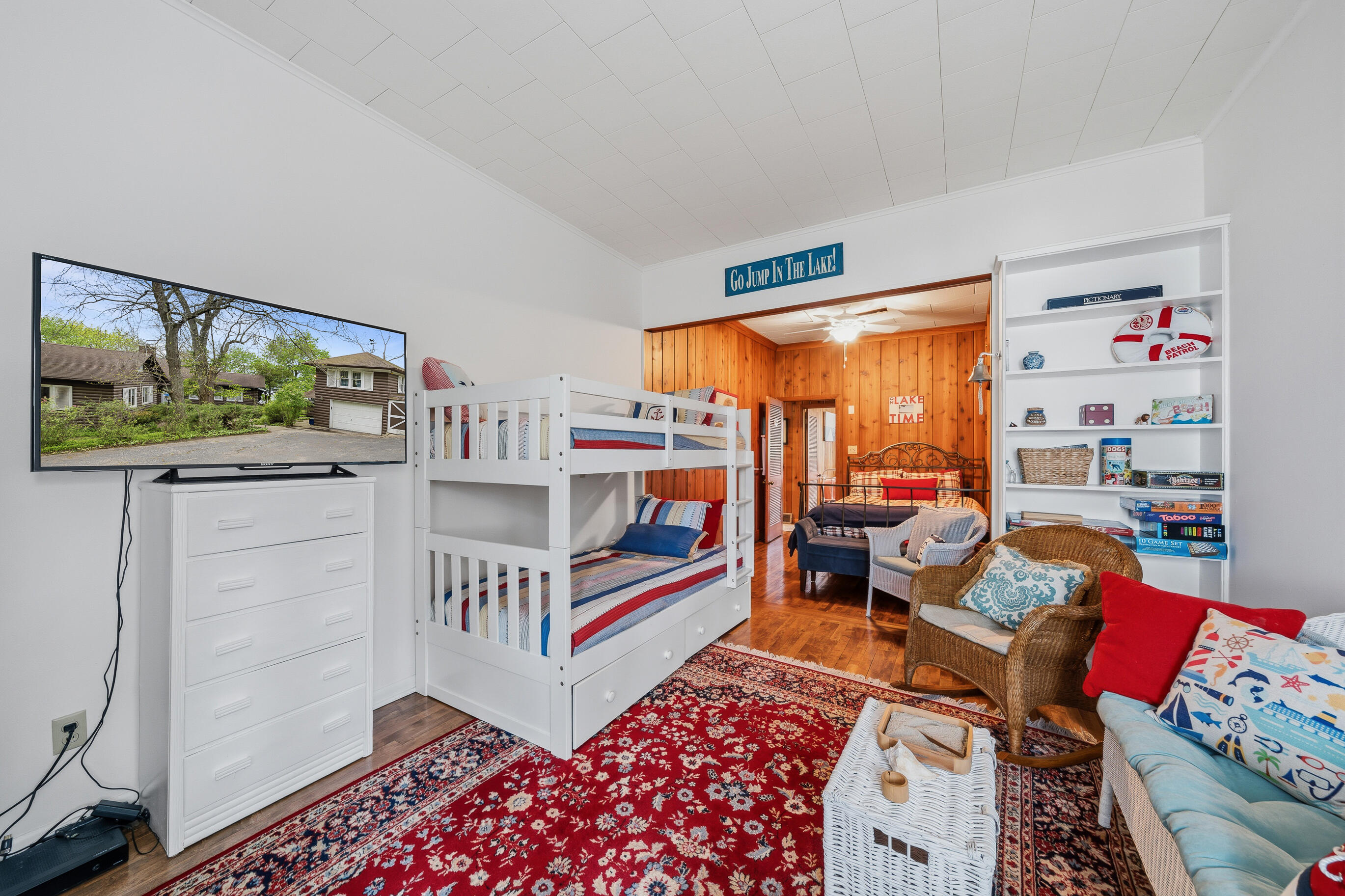 2304 North Shore Drive Delavan, WI 53115 - Photo 53 of 98 Bunk Room