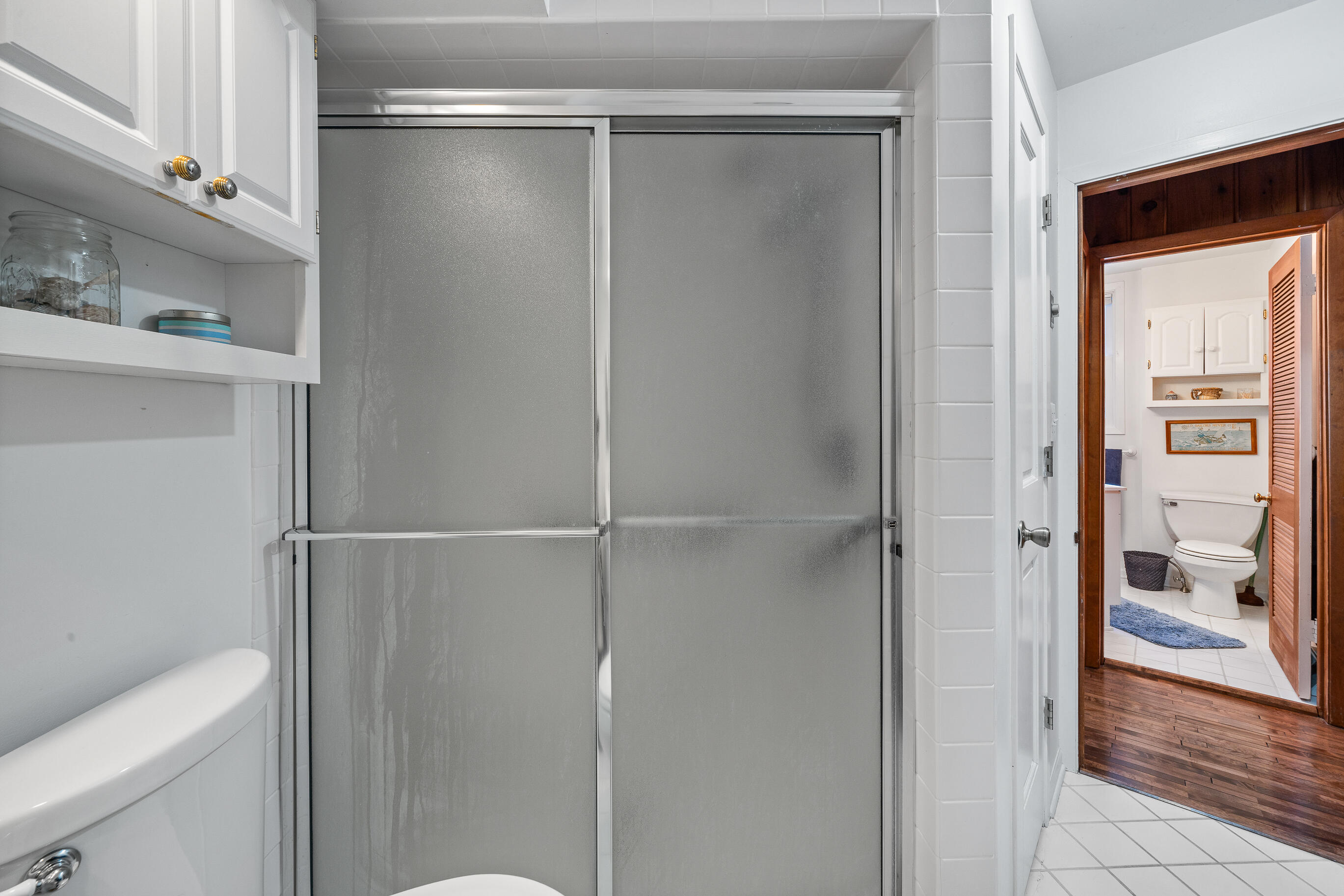 2304 North Shore Drive Delavan, WI 53115 - Photo 64 of 101 Shower Stall