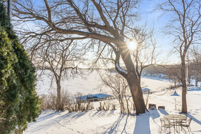 $2,250,000 | 2304 North Shore Drive, Delavan, WI 53115