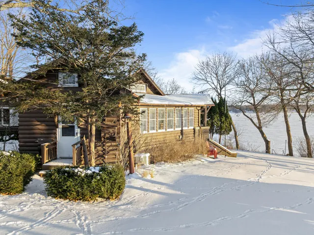 $2,250,000 | 2304 North Shore Drive, Delavan, WI 53115