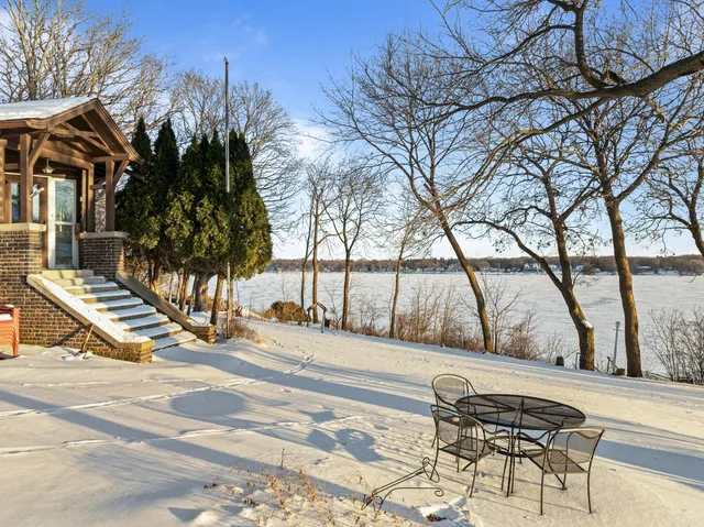 $2,250,000 | 2304 North Shore Drive, Delavan, WI 53115