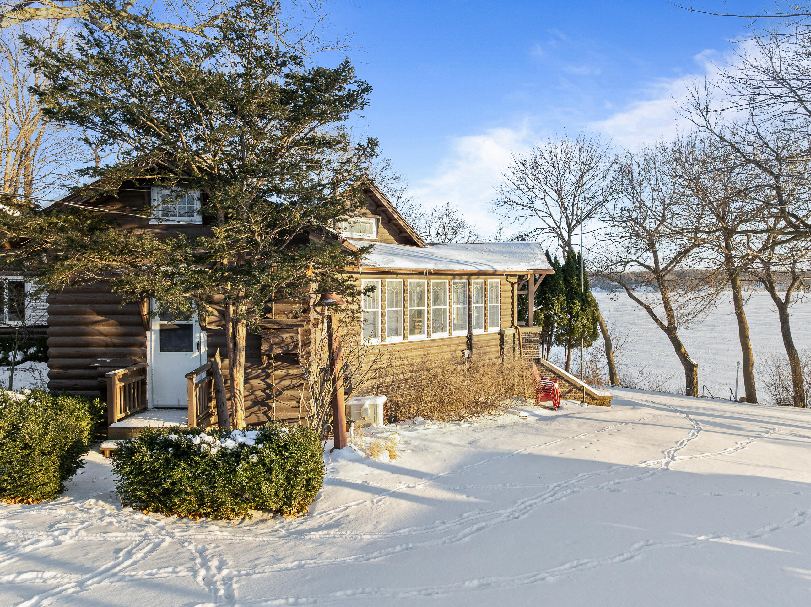 2304 North Shore Drive Delavan, WI 53115 - Photo 86 of 101 2304 N Shore Dr - Selects-6