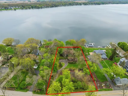 $2,250,000 | 2304 North Shore Drive, Delavan, WI 53115