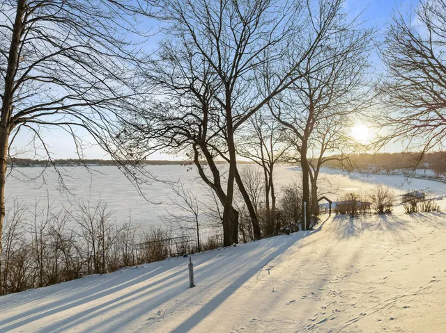 $2,250,000 | 2304 North Shore Drive, Delavan, WI 53115