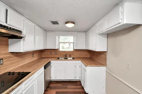 $216,900 | 203 Kirkaldy Drive, Houston, TX 77015