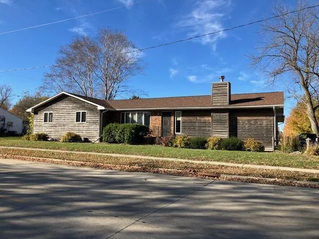 $274,500 | 510 Birch Avenue North, New Richland, MN 56072