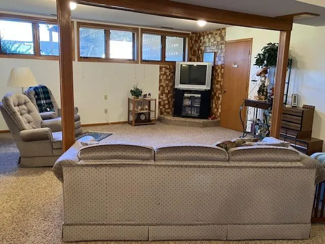 $274,500 | 510 Birch Avenue North, New Richland, MN 56072