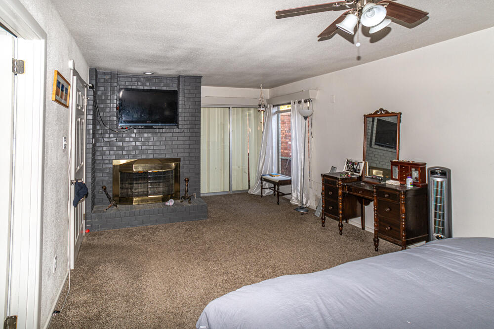 2136 57th Street Lubbock, TX 79412 - Photo 12 of 29 RRM_2046