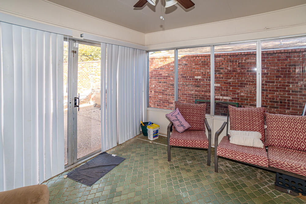 2136 57th Street Lubbock, TX 79412 - Photo 15 of 29 RRM_2050