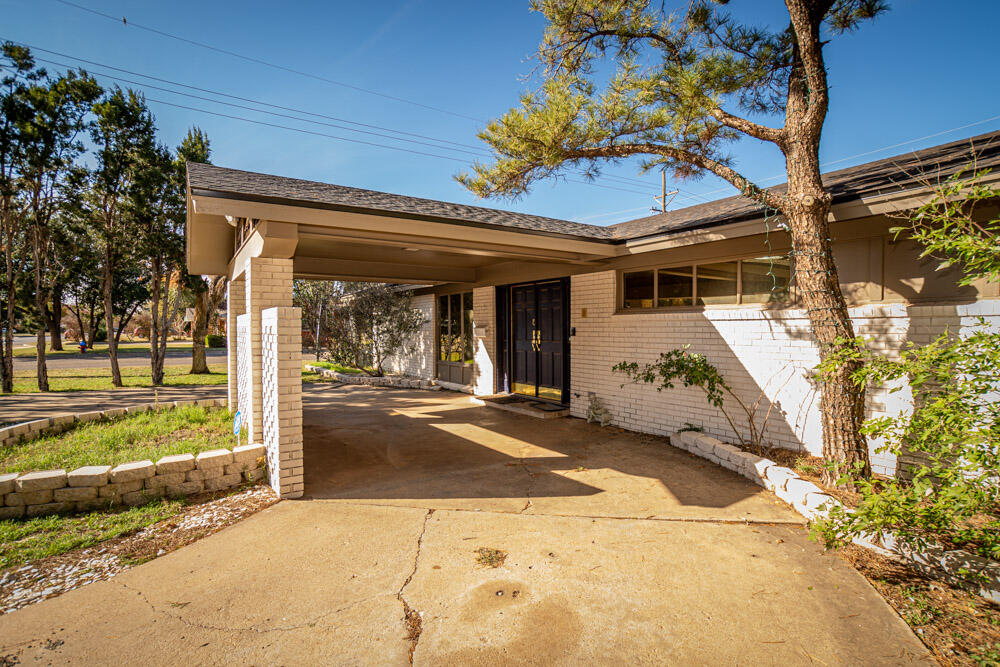 2136 57th Street Lubbock, TX 79412 - Photo 27 of 29 RRM_2016