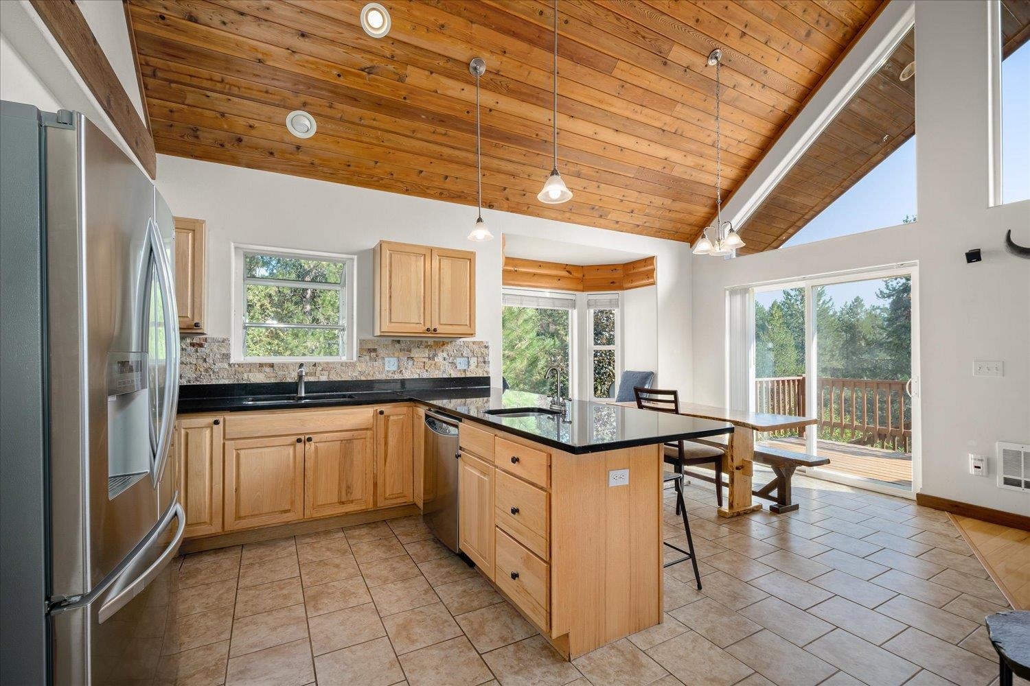9832 Scotia Road Newport, WA 99156 - Photo 7 of 45