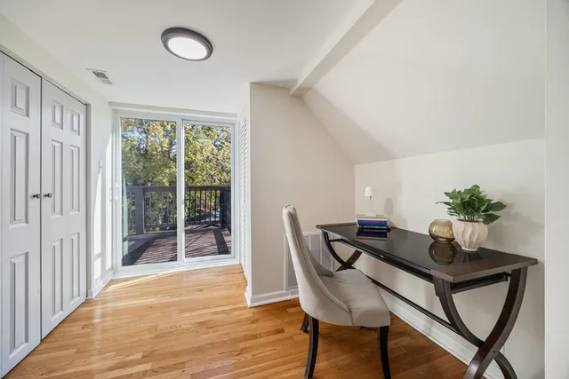 $770,000 | 4143 North Drake Avenue, Chicago, IL 60618